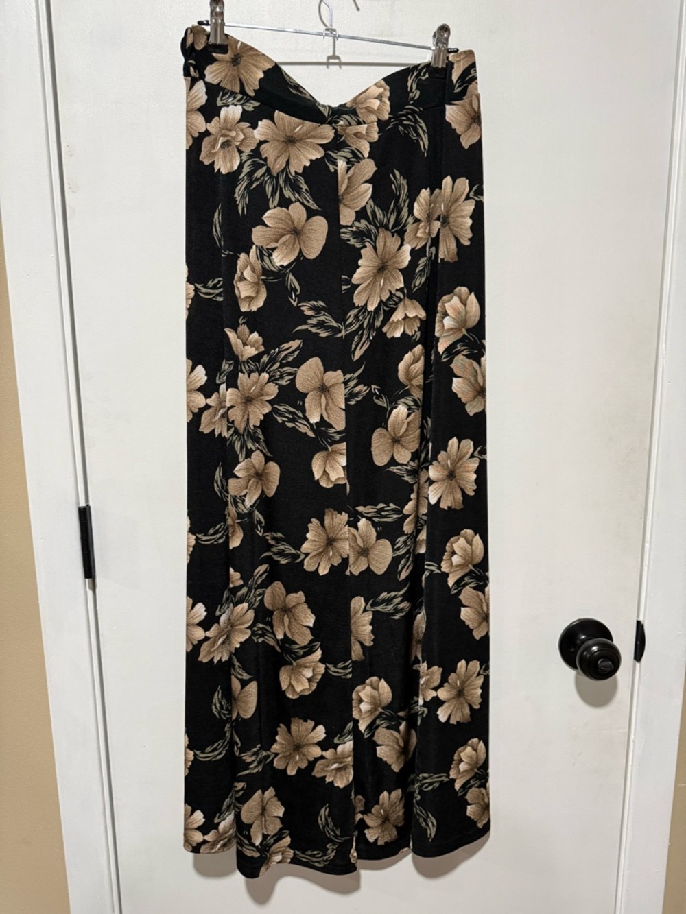 Black Floral Maxi Skirt with Beige Blooms-#1402